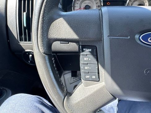 Used 2010 Ford Edge SEL AWD/4WD image 11