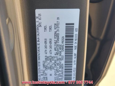 Certified 2025 Toyota Tacoma TRD Sport AWD/4WD image 16