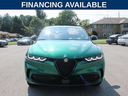 Used 2025 Alfa Romeo Tonale w/ Premium Package AWD/4WD image 3