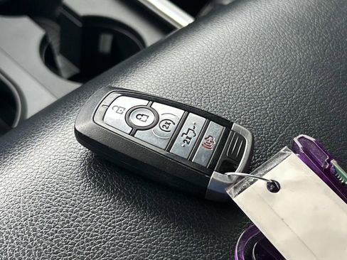 Used 2022 Ford F250 Lariat w/ Tremor Off-Road Package image 36