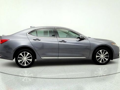 Used 2017 Acura TLX w/ Technology Package FWD image 4