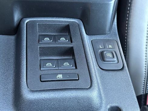 Used 2025 Ford Bronco Outer Banks AWD/4WD image 21