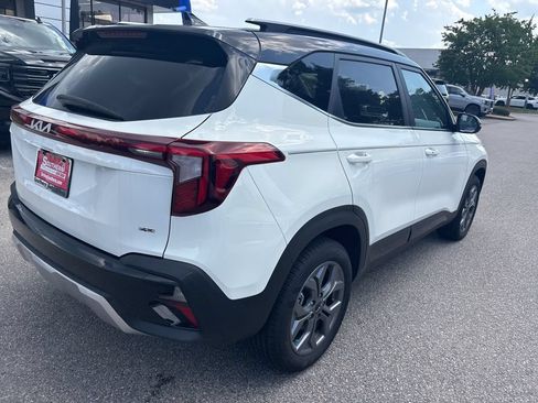 Used 2024 Kia Seltos SX AWD/4WD image 12