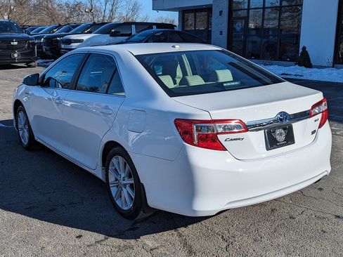 Used 2013 Toyota Camry XLE image 10