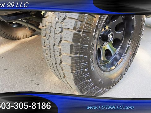 Used 2016 Jeep Wrangler Unlimited Sahara AWD/4WD image 4