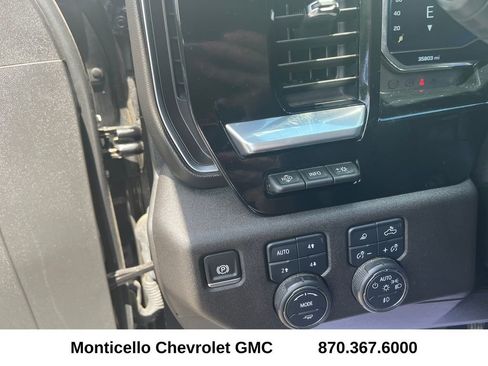 Used 2024 Chevrolet Silverado 1500 High Country w/ Midnight Edition AWD/4WD image 13