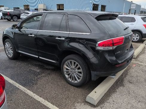 Used 2013 Lincoln MKX AWD image 7