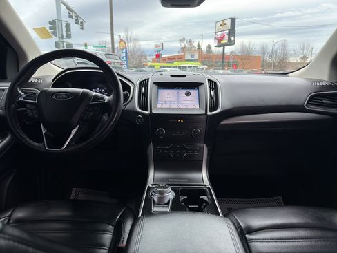 Used 2019 Ford Edge SEL w/ Equipment Group 201A AWD/4WD image 18