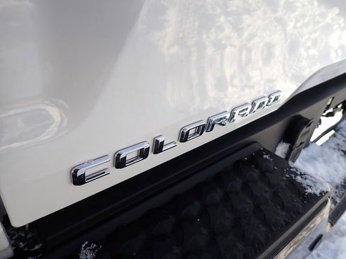 Used 2025 Chevrolet Colorado ZR2 w/ Technology Package image 6