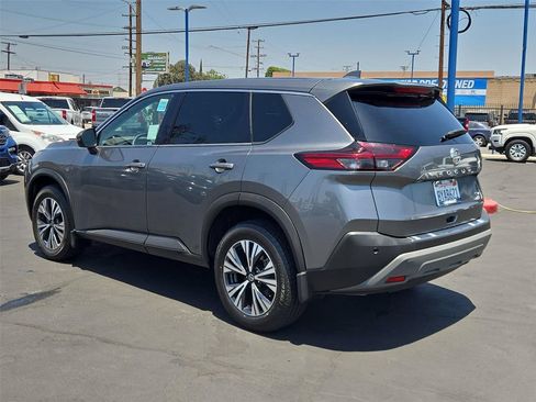 Used 2021 Nissan Rogue SV FWD image 31