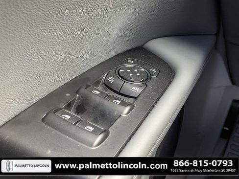 Certified 2022 Lincoln Nautilus Reserve w/ Equipment Group 201A image 25