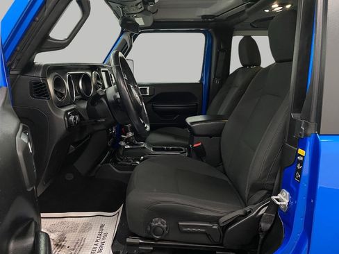 Used 2021 Jeep Wrangler Sport image 29