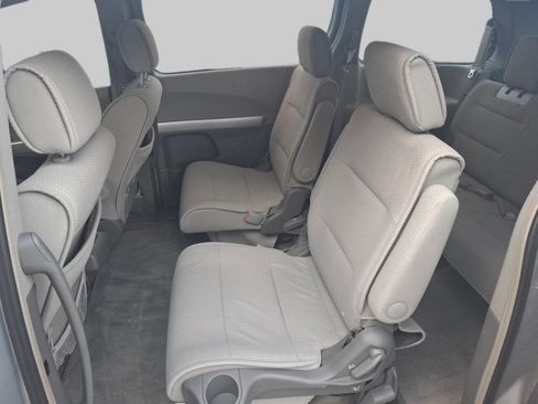 Used 2009 Nissan Quest S w/ Drivers Pkg image 5