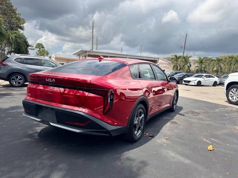 Used 2025 Kia K4 LXS 4dr Sedan image 10