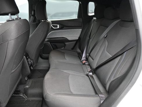 Used 2025 Jeep Compass Sport AWD/4WD image 17