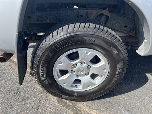 Used 2007 Toyota Tacoma 4x4 Access Cab V6 image 12