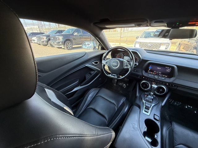Used 2023 Chevrolet Camaro LT w/ Technology Package RWD image 13