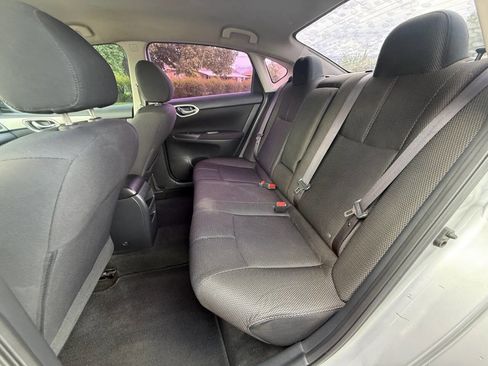 Used 2013 Nissan Sentra S FWD image 10