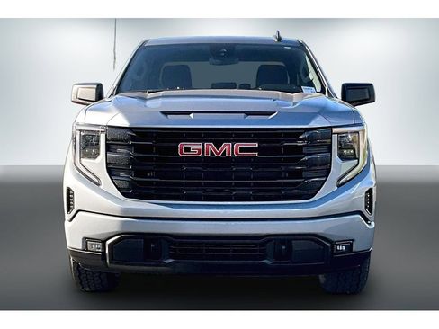 Used 2025 GMC Sierra 1500 Elevation AWD/4WD image 2