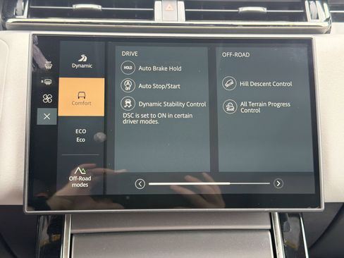 Used 2026 Land Rover Range Rover Velar S AWD/4WD image 29