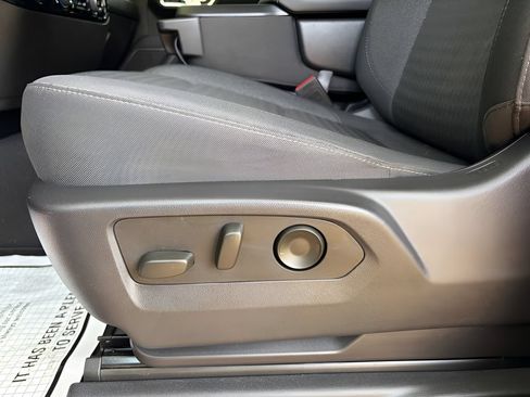 Used 2024 Chevrolet Silverado 1500 LT AWD/4WD image 15