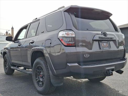 Used 2022 Toyota 4Runner SR5 Premium w/ Moonroof Package image 22