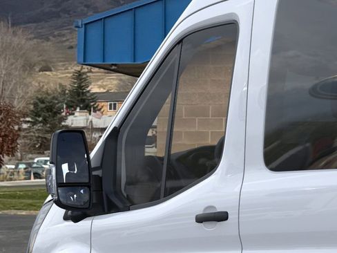 New 2026 Ford Transit 350 148 Medium Roof Wagon AWD image 20