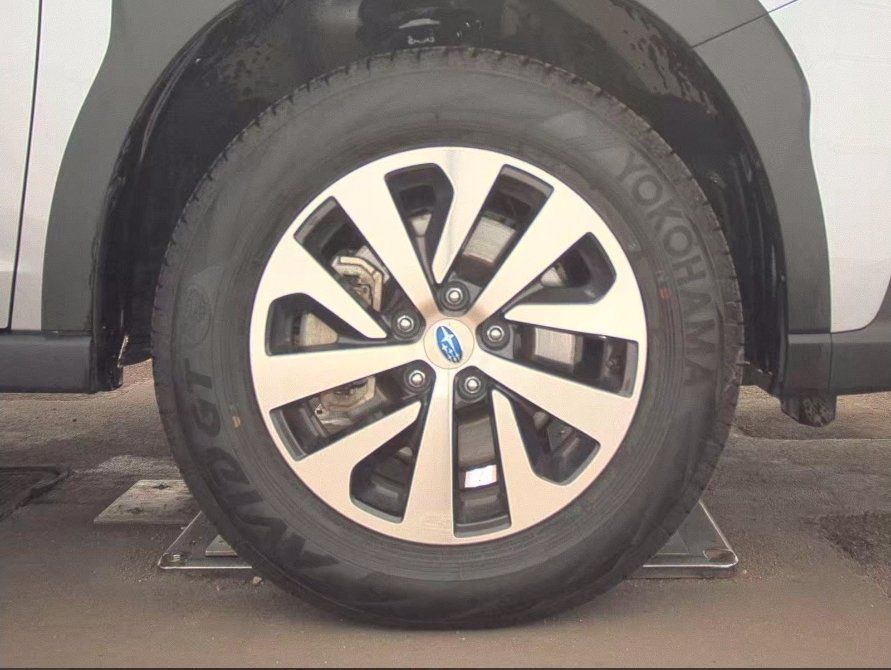 Used 2025 Subaru Outback Premium AWD/4WD image 16