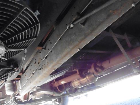 Used 2011 Ford E-450 and Econoline 450 Super Duty w/ Shuttle Bus Prep Pkg image 38