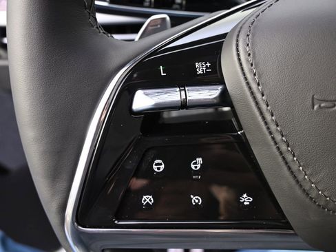 New 2026 Cadillac Escalade ESV Platinum Sport image 34