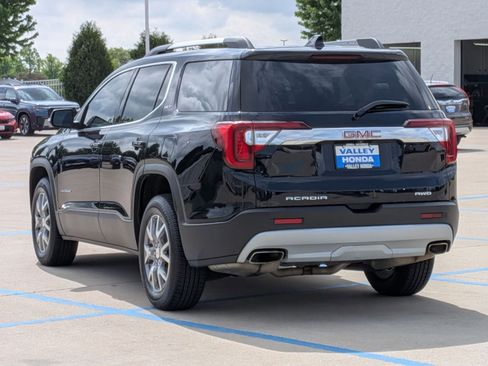 Used 2021 GMC Acadia SLT w/ Technology Package AWD/4WD image 8