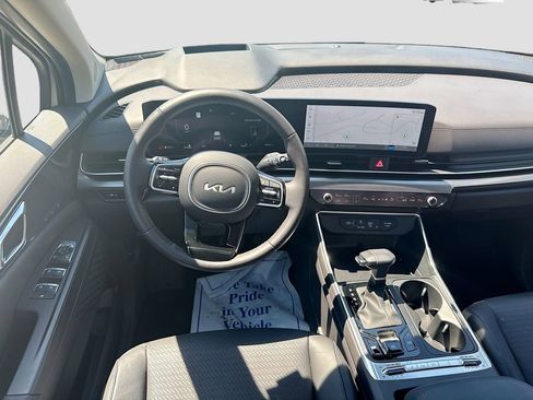 Certified 2026 Kia Carnival SX Prestige FWD image 27