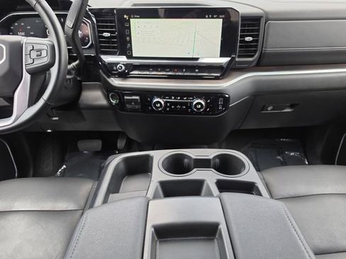 Used 2026 GMC Sierra 1500 SLT RWD image 17