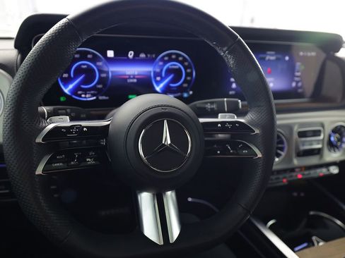 Used 2025 Mercedes-Benz G 580 w/ EQ Technology image 19