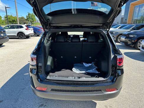 New 2026 Jeep Compass Limited AWD/4WD image 10