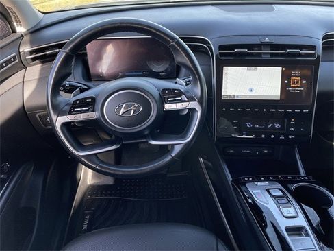 Used 2023 Hyundai Tucson Limited image 10