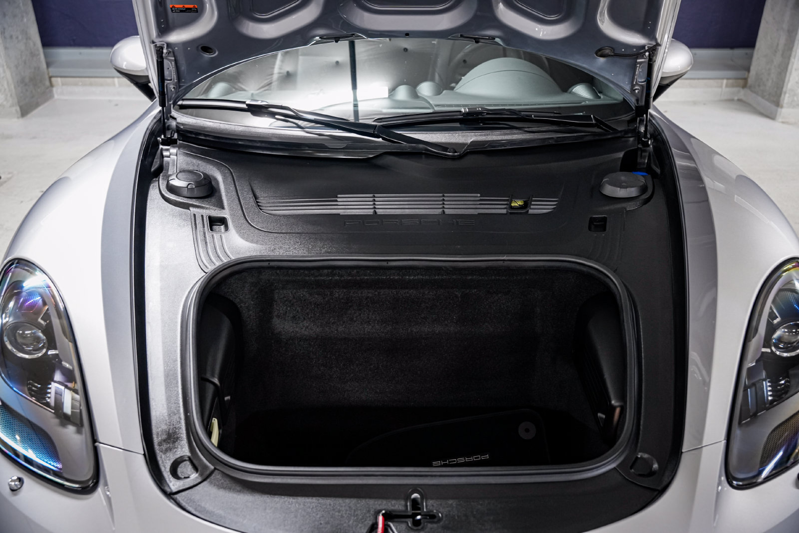 Used 2024 Porsche 718 Cayman RWD image 39