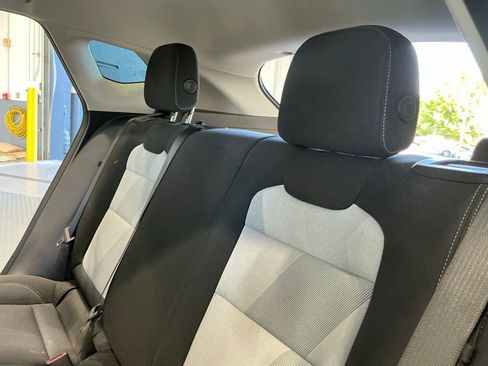 Used 2025 Chevrolet Trax LS FWD image 12