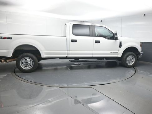 Used 2018 Ford F250 XL w/ Power Equipment Group image 8