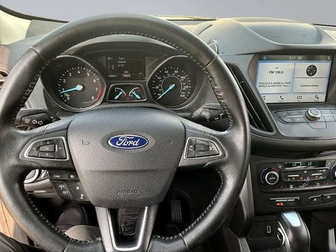 Used 2019 Ford Escape SEL AWD/4WD image 18
