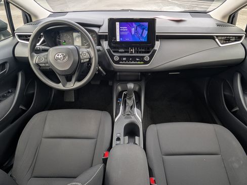 Certified 2024 Toyota Corolla LE image 10