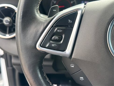 Used 2021 Chevrolet Camaro LS RWD image 33