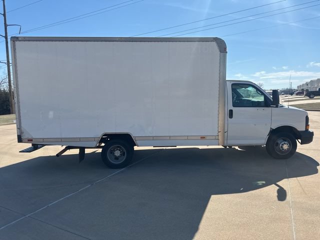 Used 2004 Chevrolet Express 3500 RWD image 6