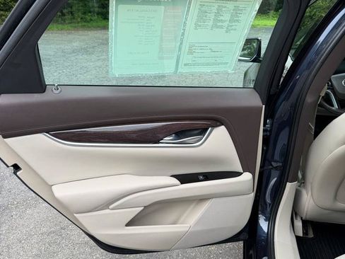 Used 2013 Cadillac XTS Premium AWD/4WD image 20
