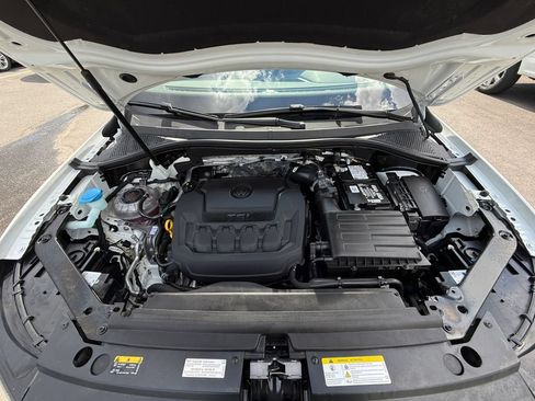 Used 2023 Volkswagen Tiguan SE FWD image 27