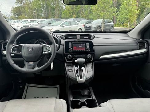 Used 2018 Honda CR-V LX image 9
