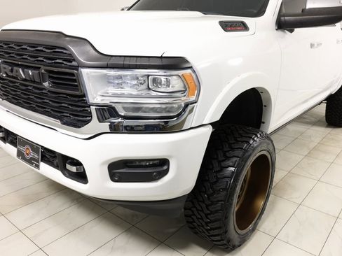 Used 2019 RAM 2500 Limited image 46