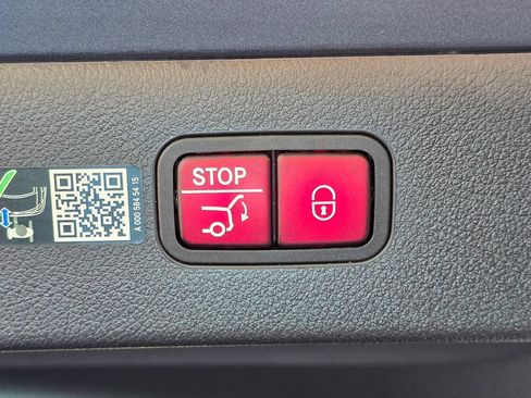 Used 2023 Mercedes-Benz EQS 450+ 4MATIC Sedan image 67