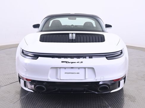 Certified 2024 Porsche 911 Targa 4S AWD/4WD image 6