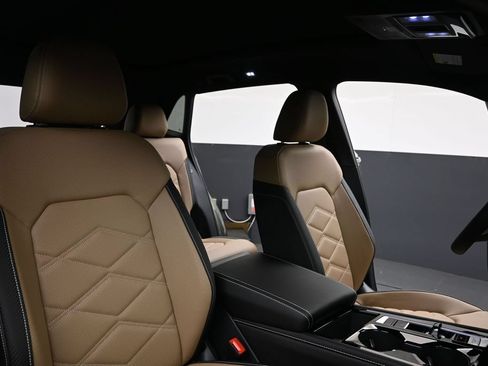 New 2026 Volkswagen Atlas Cross Sport SE AWD/4WD image 13